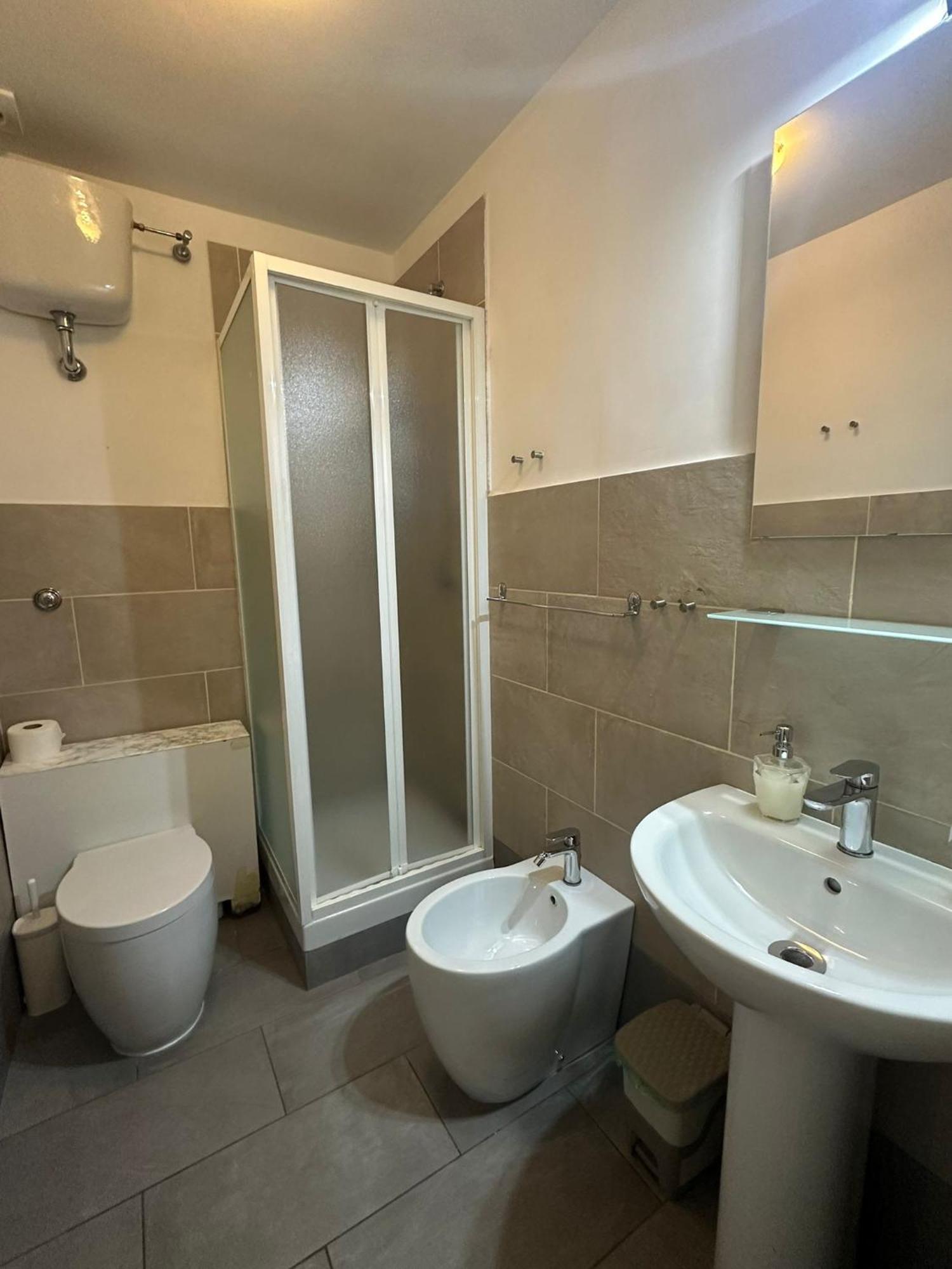 Marcelina Holidays Rooms Roma Ngoại thất bức ảnh